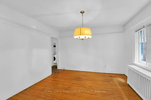 390 Davenport Road, ON M4V 1B4