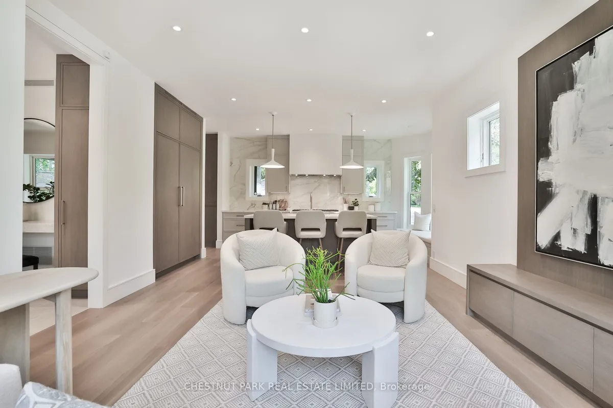 10 Rosedale Road, ON M4W 2P3