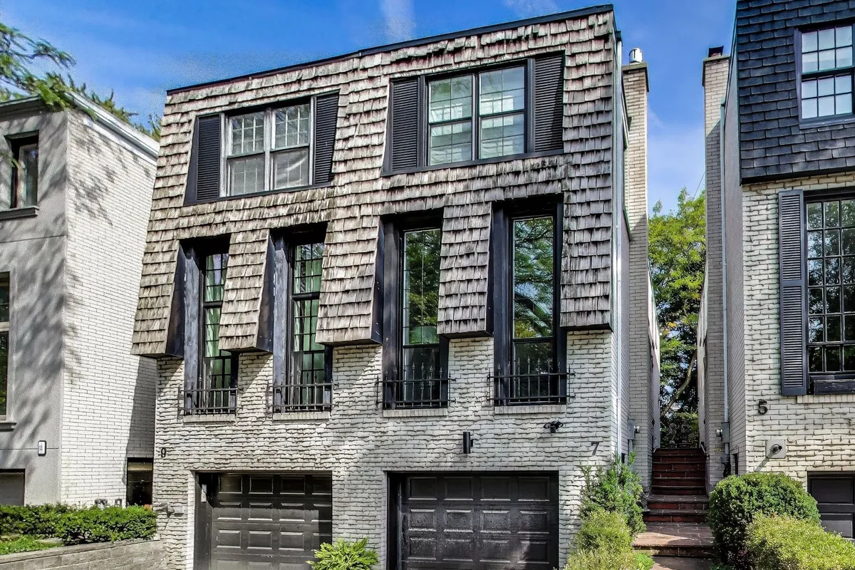 7 Sidney Street, ON M4V 2G3