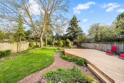 203 Churchill Avenue, ON M2R 1E2