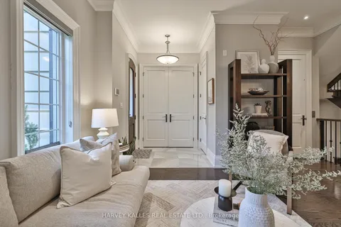 2638A Bayview Avenue, ON M2L 1B7