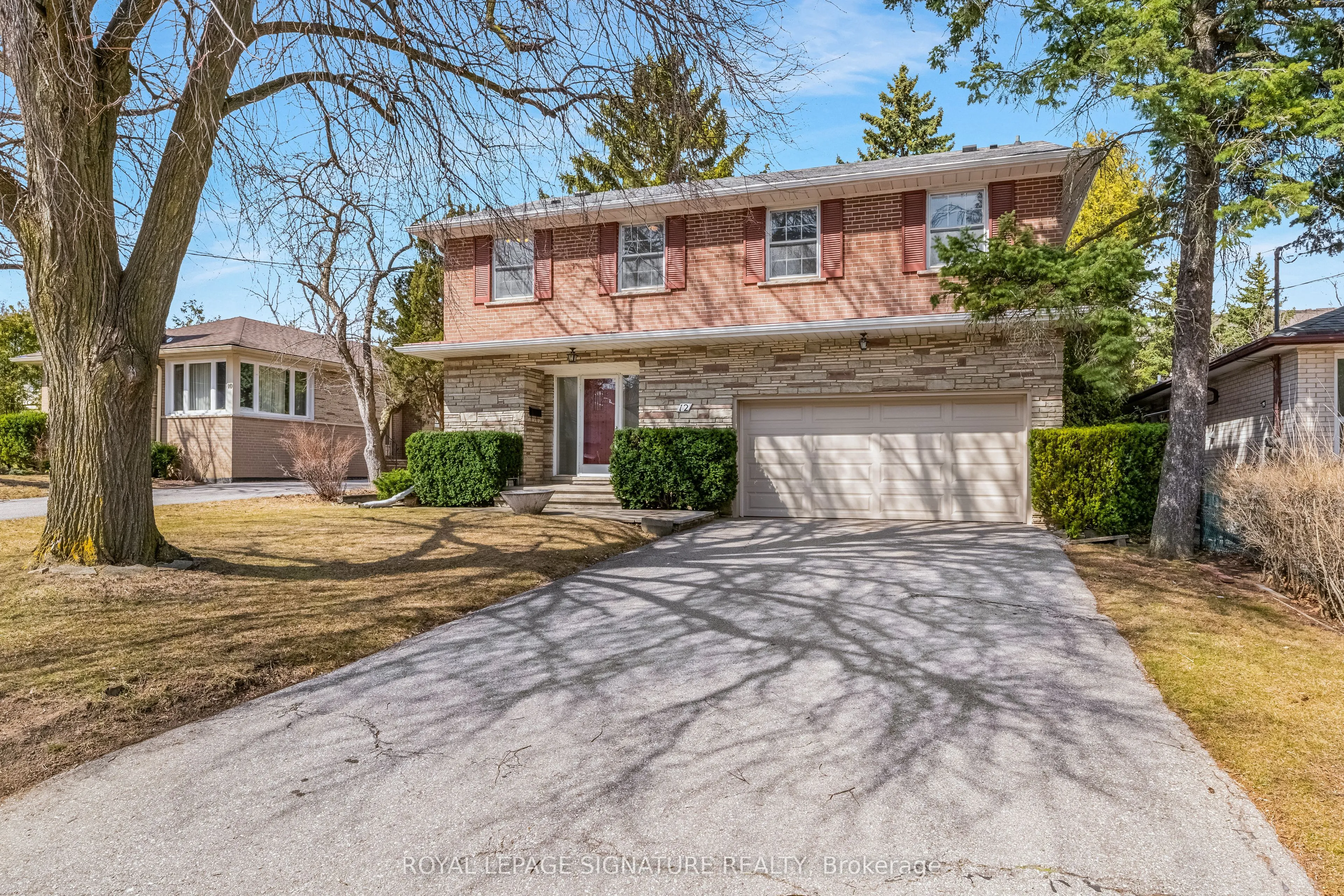 12 Feldbar Court, ON M2N 4P8