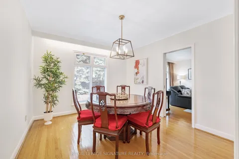 12 Feldbar Court, ON M2N 4P8