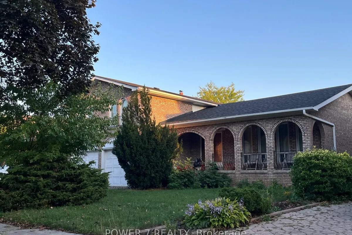 33 Ernest Avenue, ON M2J 3T4