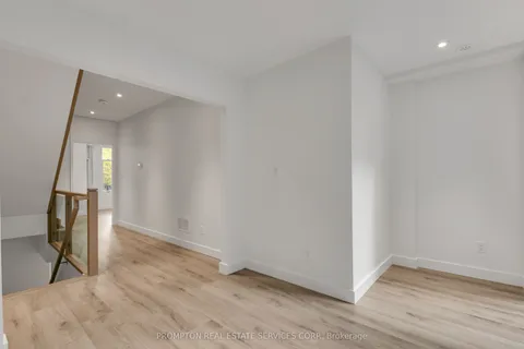 9 Gloucester Street, ON M4Y 1L8