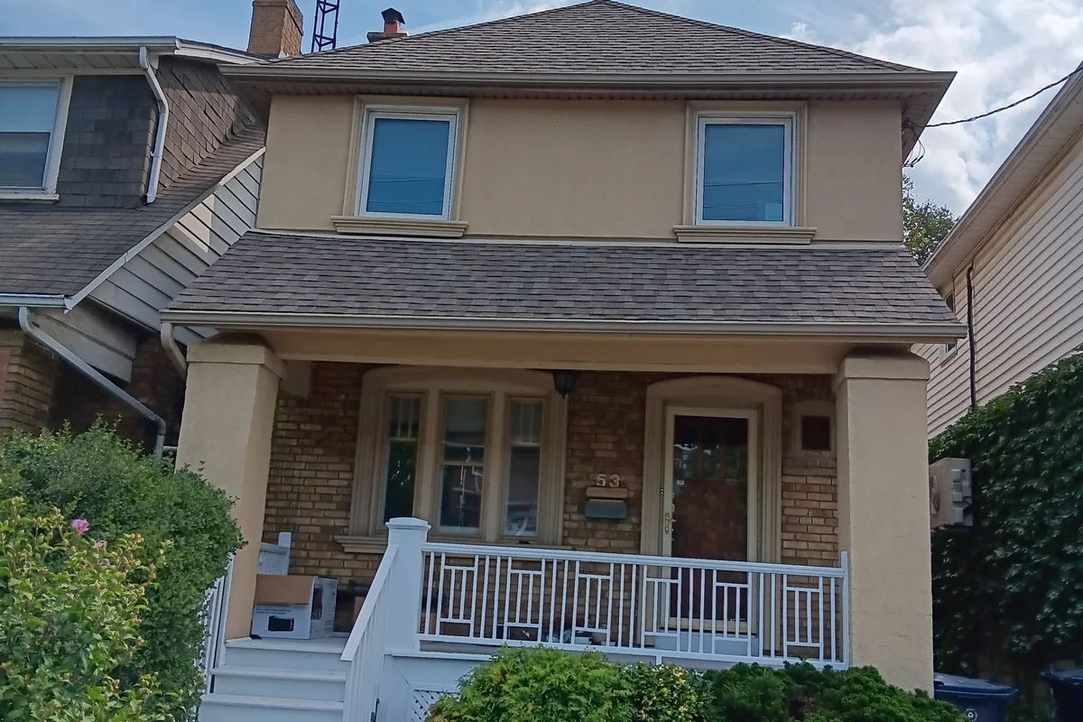 53 Lawrence Avenue, ON M5M 1A3