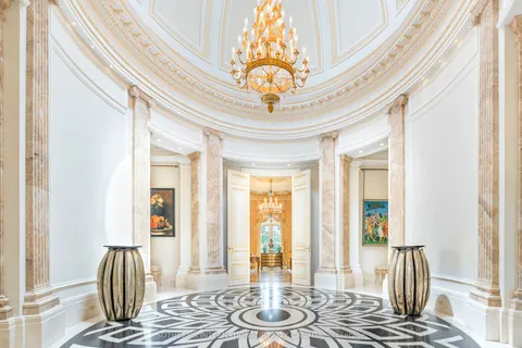 15 High Point Road, ON M3B 2A3