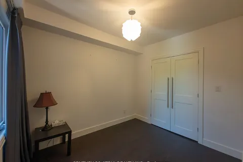 329A Clinton Street, ON M6G 2Y7