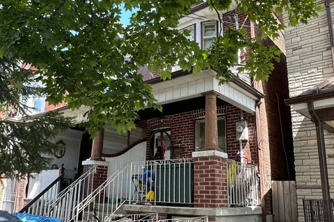 1197 Dovercourt Road, ON M6H 2Y1