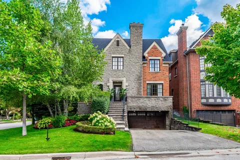 11 True Davidson Drive, ON M4W 3X2