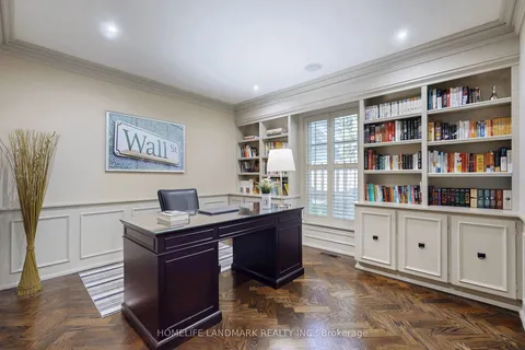 30 Bobwhite Crescent, ON M2L 2E1