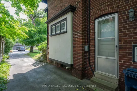 412 Glenayr Road, ON M5P 3C7