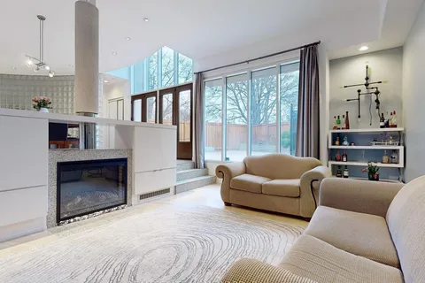 128 Laurentide Drive, ON M3A 3E5