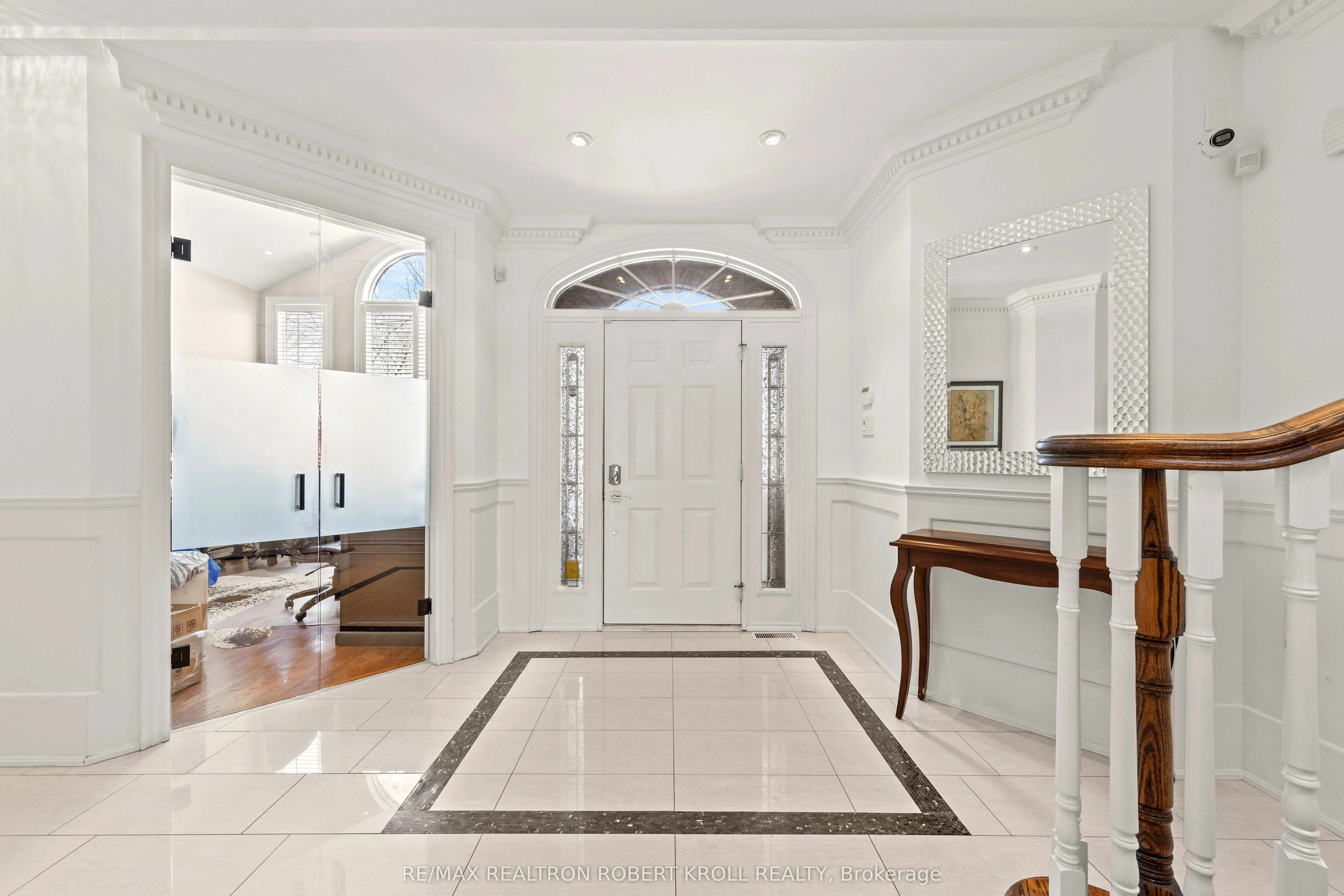 10 Gorman Park Road, ON M3H 3K4