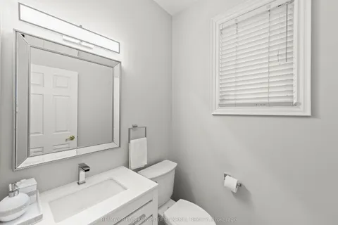 10 Gorman Park Road, ON M3H 3K4