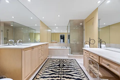 26 Forest Ridge Drive, ON M6B 1H3