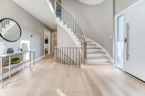 56 Magpie Crescent, ON M2L 2E5