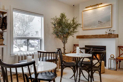 134 Tyrrel Avenue, ON M6G 2G5