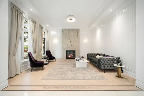 34 Greengate Road, ON M3B 1E8