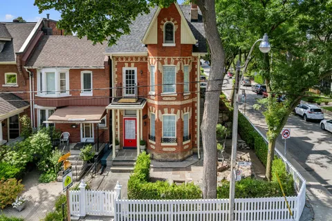 232 Shaw Street, ON M6J 2W8