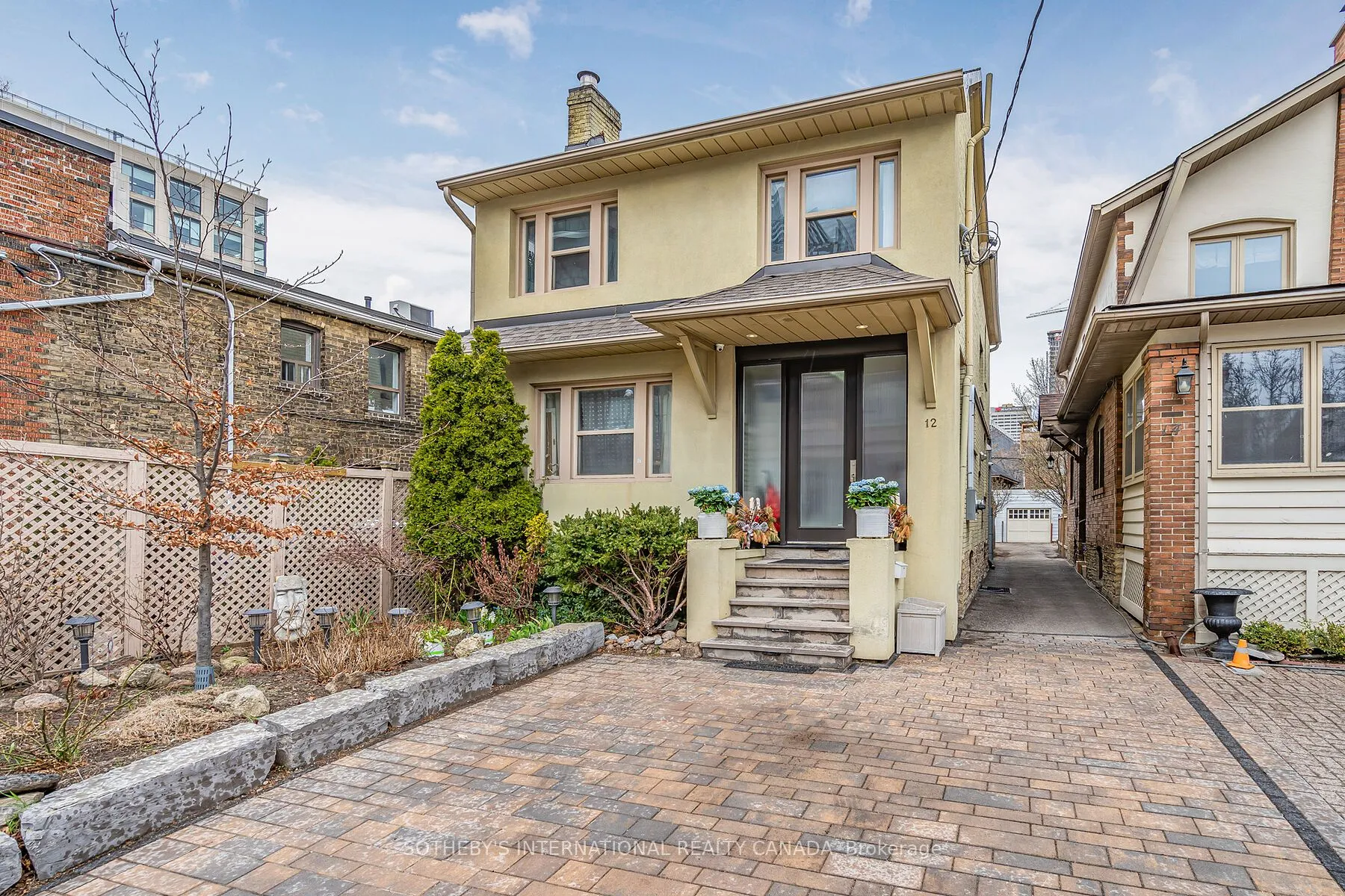 12 Belsize Drive, ON M4S 1L4