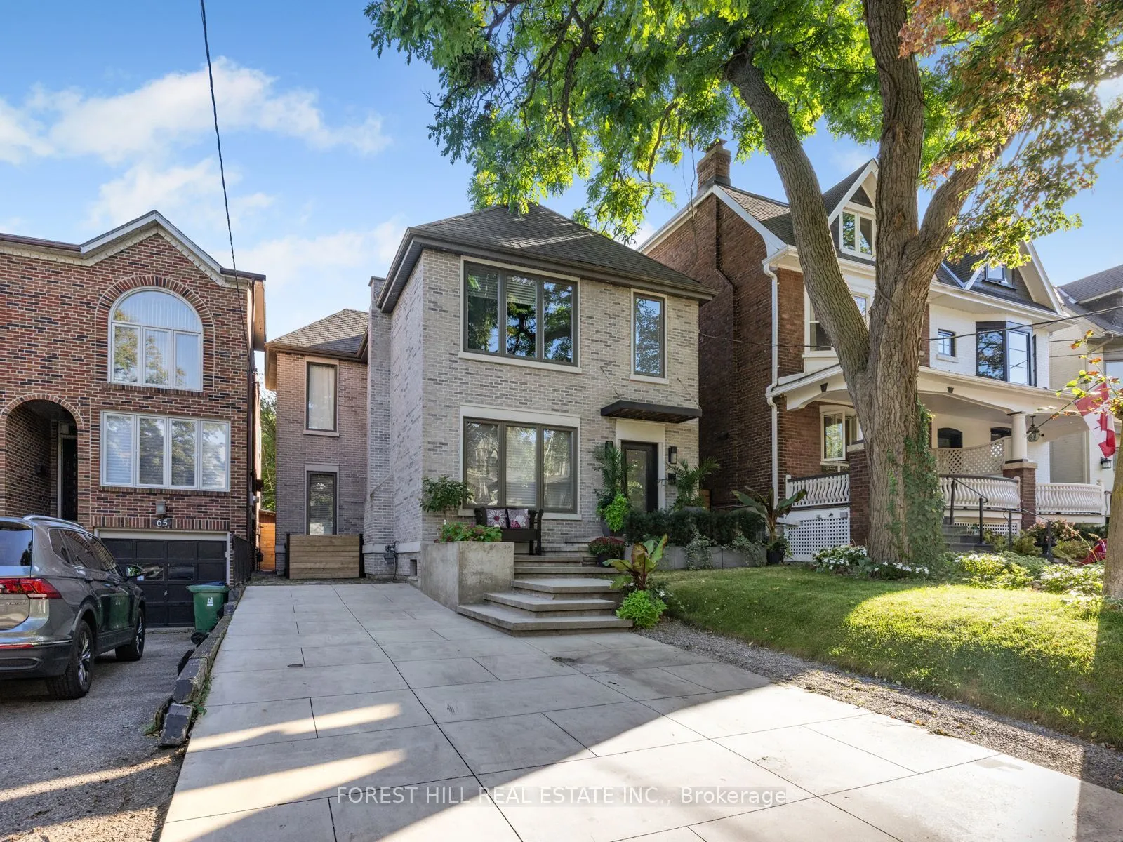 67 Duggan Avenue, ON M4V 1Y1