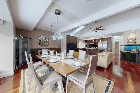 25 Alderdale Court, ON M3B 2H8