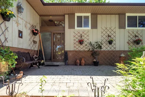 77 Margaret Avenue, ON M2J 4C4