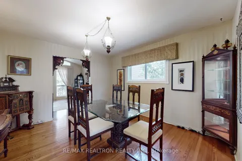 77 Margaret Avenue, ON M2J 4C4