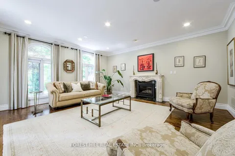 42 Aldershot Crescent, ON M2P 1L9