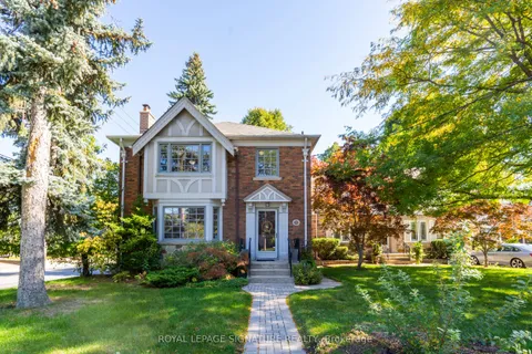 221 Hanna Road, ON M4G 3P2