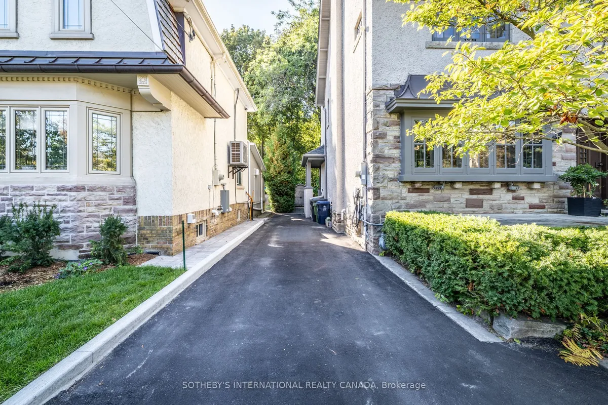 74 Inglewood Drive, ON M4T 1H3