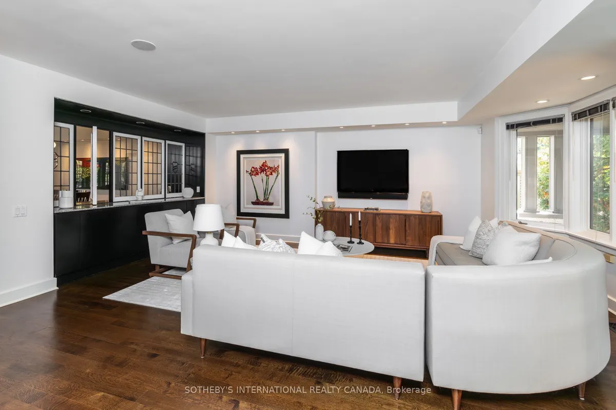 74 Inglewood Drive, ON M4T 1H3