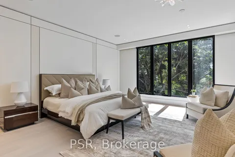 84 Old Forest Hill Road, ON M5P 2R5