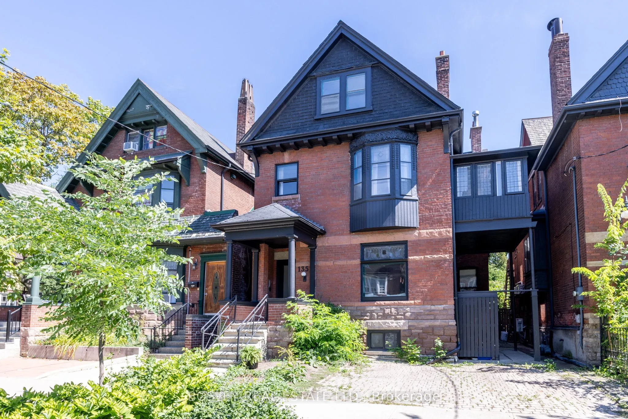 135 Madison Avenue, ON M5R 2S3