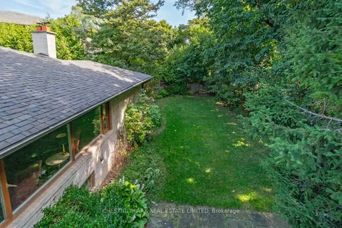 229 Owen Boulevard, ON M2P 1G9