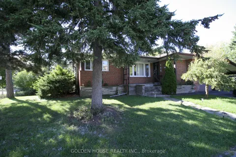 260 Moore Park Avenue, ON M2M 1N6