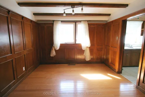 260 Moore Park Avenue, ON M2M 1N6