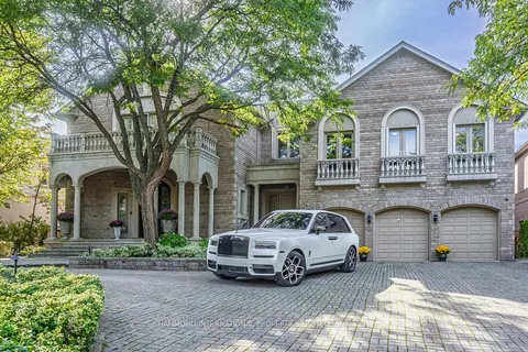 32 Arjay Crescent, ON M2L 1C7