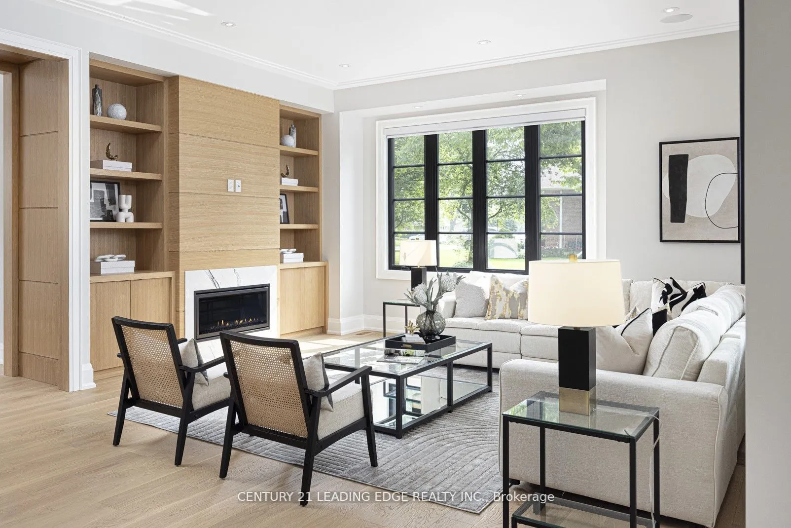 48 Tangmere Road, ON M3B 2N3