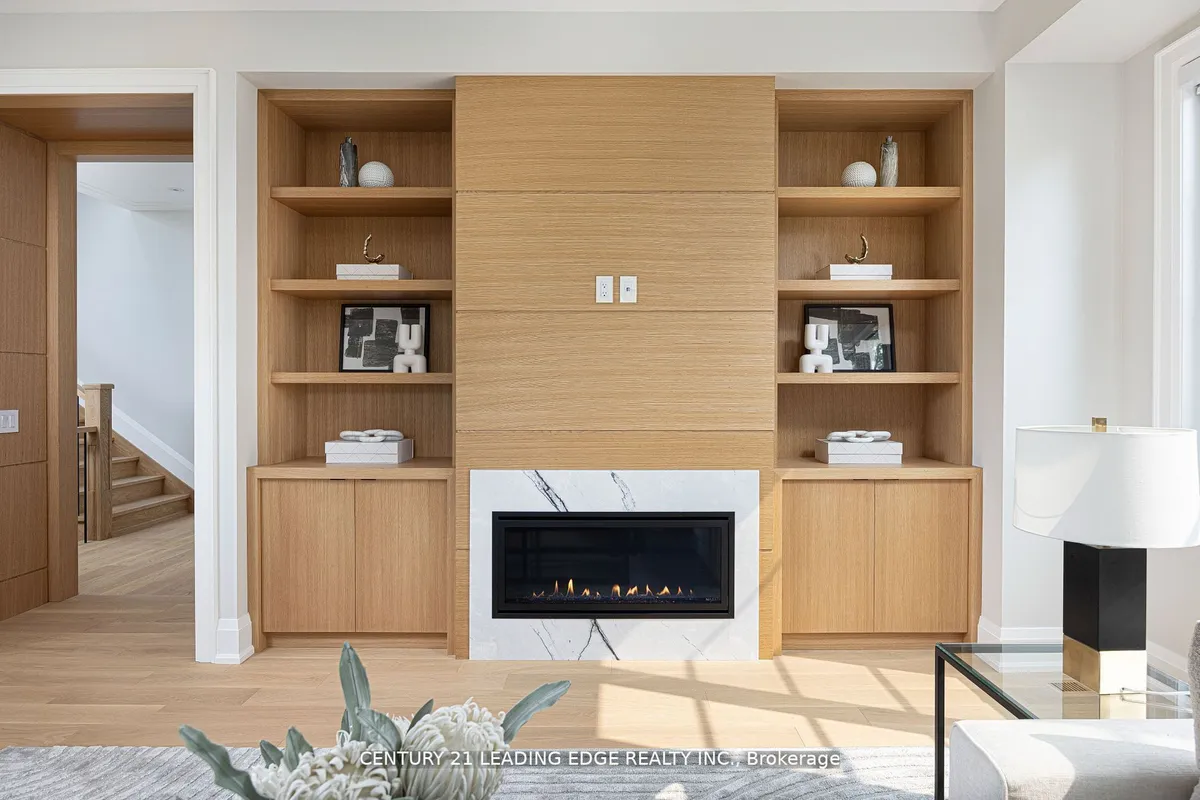 48 Tangmere Road, ON M3B 2N3