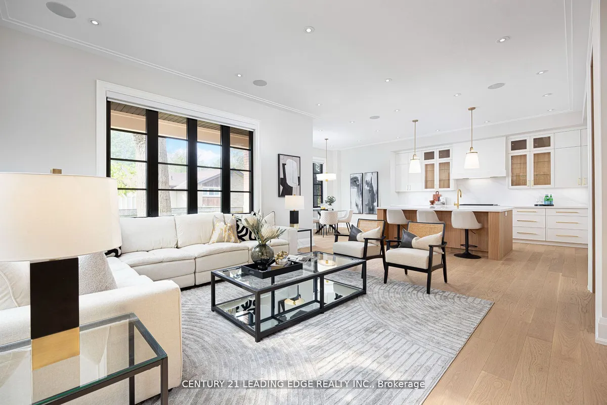 48 Tangmere Road, ON M3B 2N3