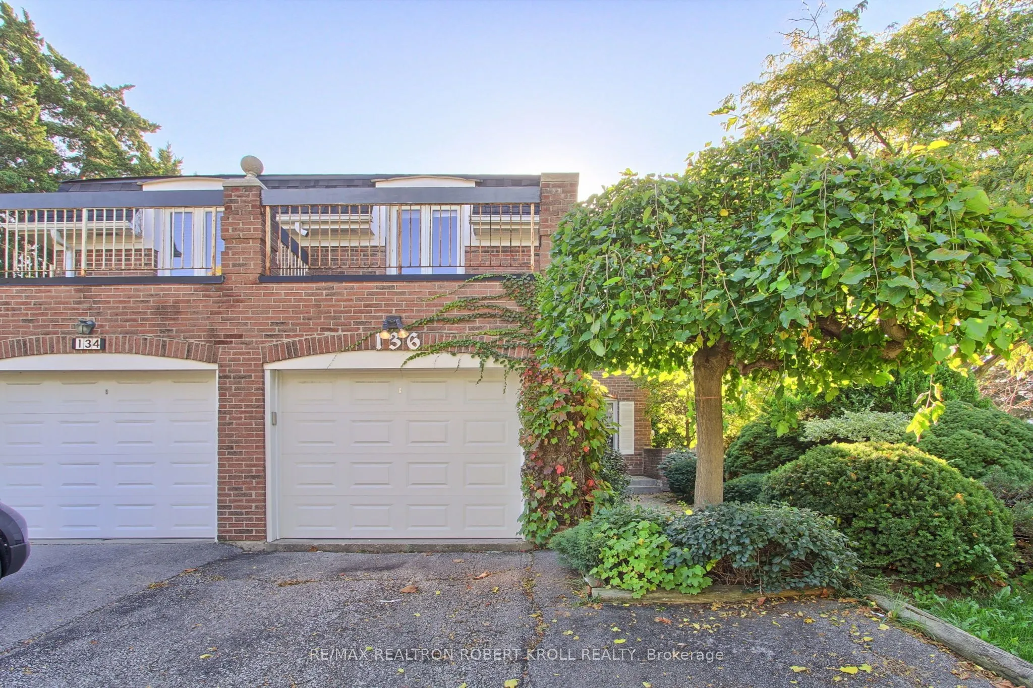 136 Stillwater Crescent, ON M2R 3S2