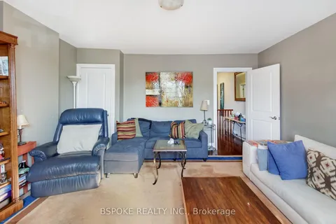 641 Ossington Avenue, ON M6G 3T6