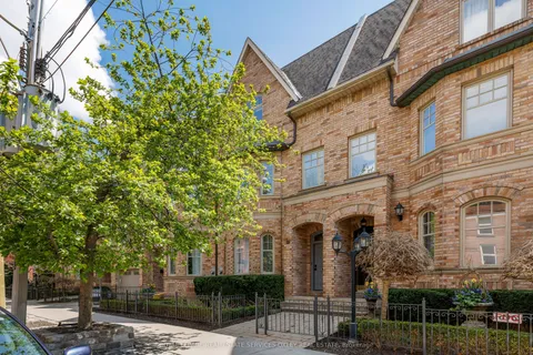 33 Webster Avenue, ON M5R 1N6