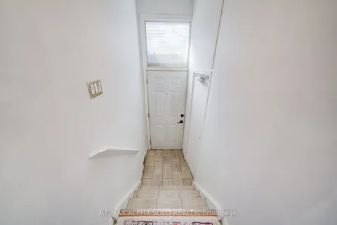 334 Moore Park Avenue, ON M2R 2R6