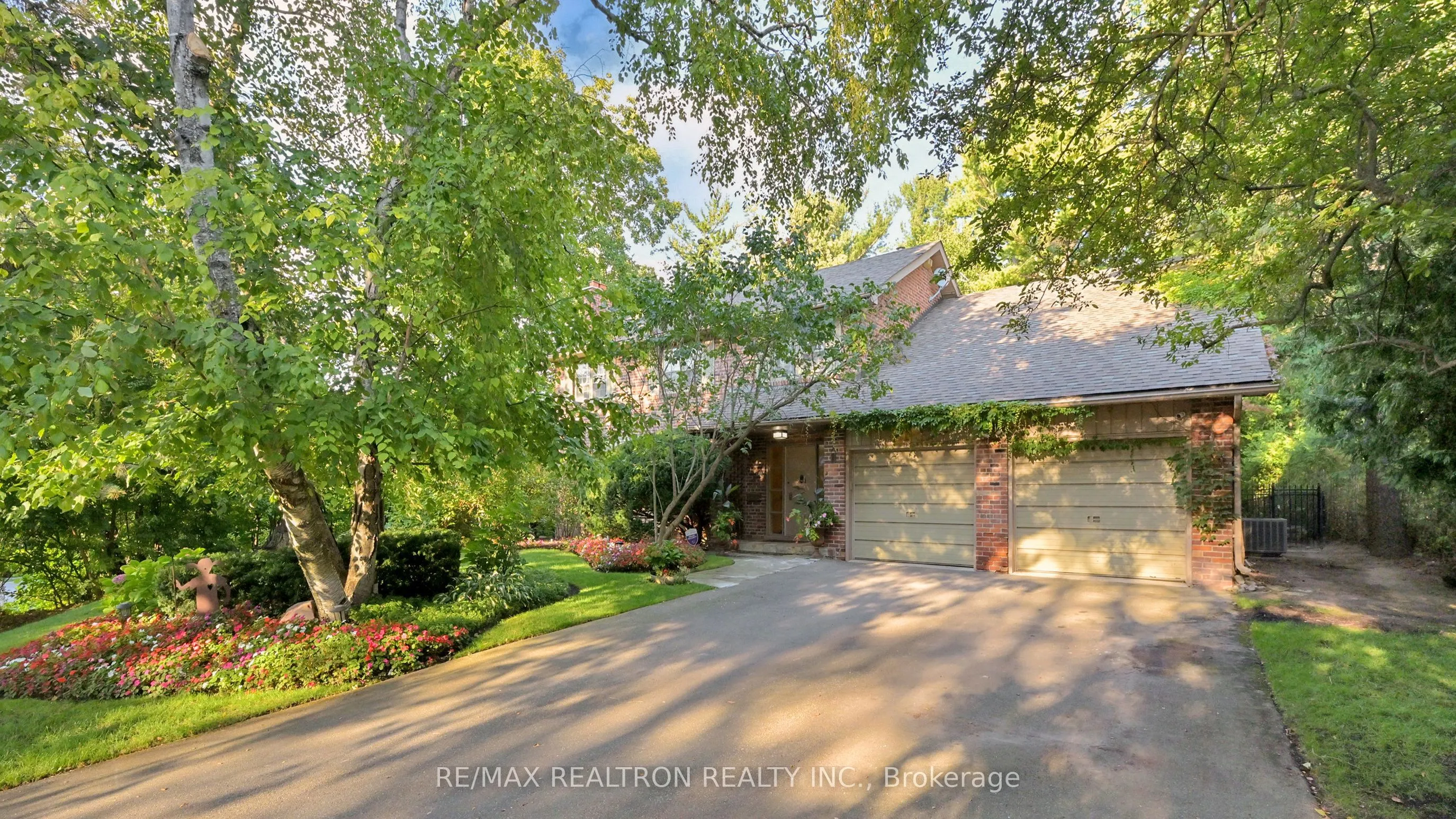 1 Vyner Road, ON M2L 2N3