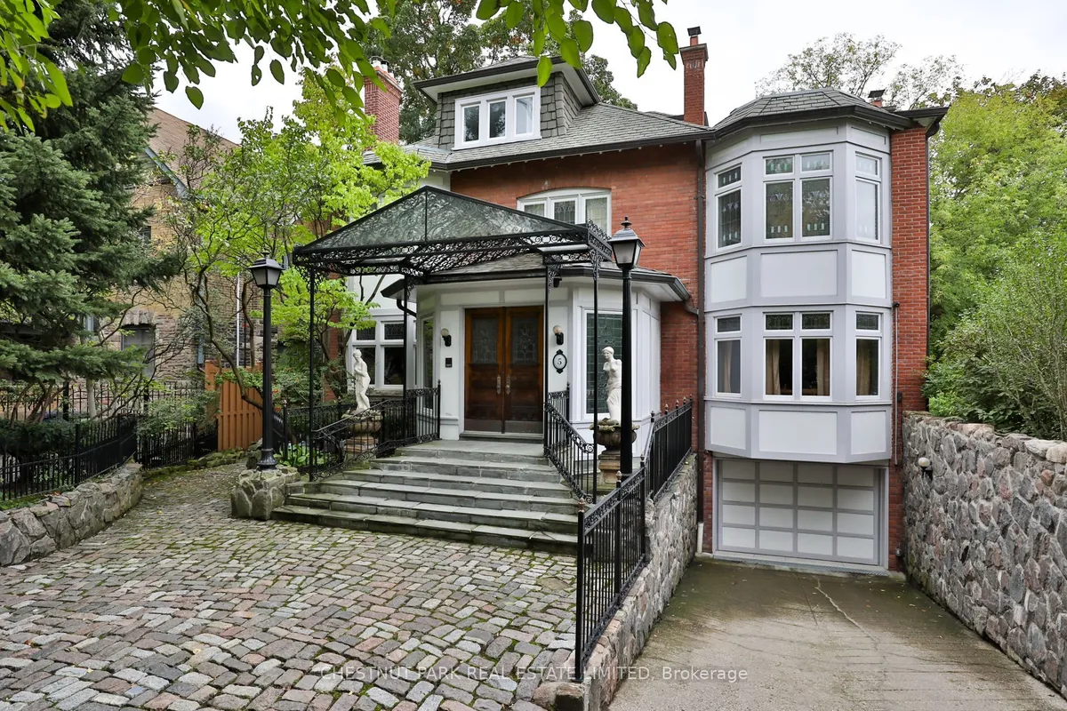 5 Castle Frank Crescent, ON M4W 2A2