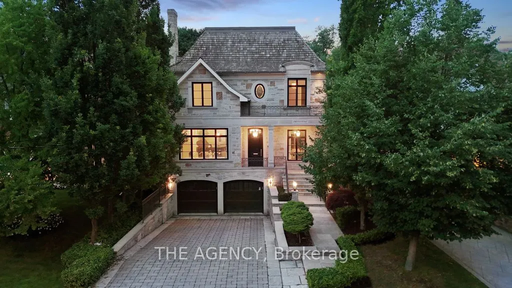 190 Forest Hill Road, ON M5P 2N4