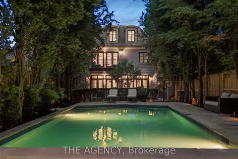 190 Forest Hill Road, ON M5P 2N4